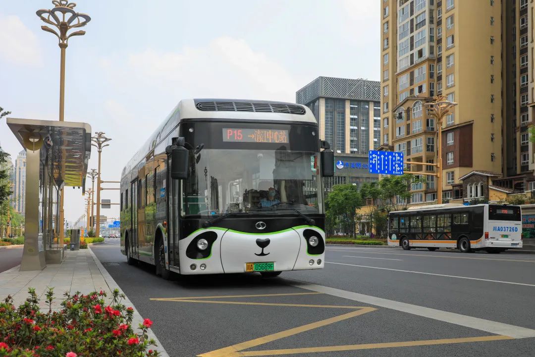“绿色氢都”重点项目建设正酣，郫都区加快推进氢能产业建圈强链